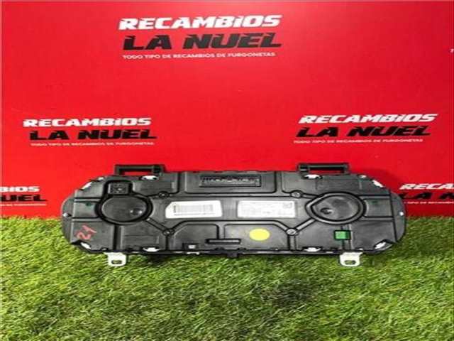 Foto 3ª: Cuadro de Instrumentos Renault Master L2H2 HKA 3 5TDCI DIESEL CAT 150CV 110KW FURGON [M9T 716] (2021)