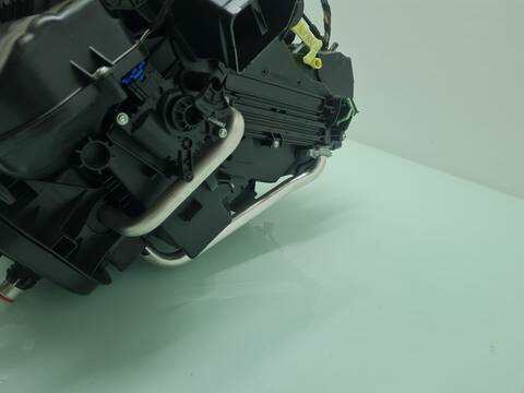 Foto 3ª: Calefacción Volkswagen Tiguan SPORT BMT 150CV 110KW [DFGA] (2020)