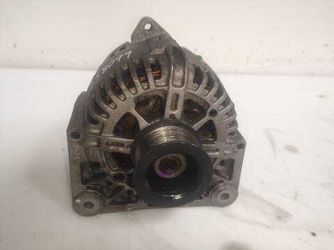 Alternador Renault Scenic F9Q804 JM)
