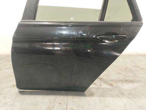 Foto 3ª: Puerta Trasera Izquierda Bmw Serie 3 318 2.0 D 143CV 105KW F31) TOURING [N47D20C] (2012)