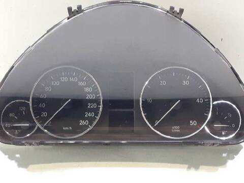 Foto 2ª: Cuadro de Instrumentos Mercedes Clase C 160 C 220 T CDI LA) 203.208) 150CV 110KW FAMILIAR [646963] (2005)