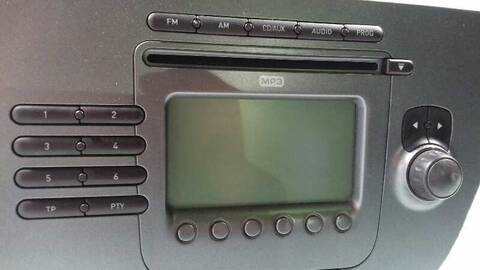 Foto 2ª: Sistema Audio Radio CD Seat Leon ERENCE 105CV 77KW [BXE] (2007)