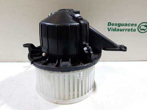 Foto 2ª: Calefacción Mercedes Clase V 200 136CV 100KW (2014)