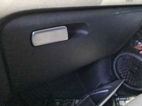 Guantera Audi A4 BASICO 143CV 105KW
