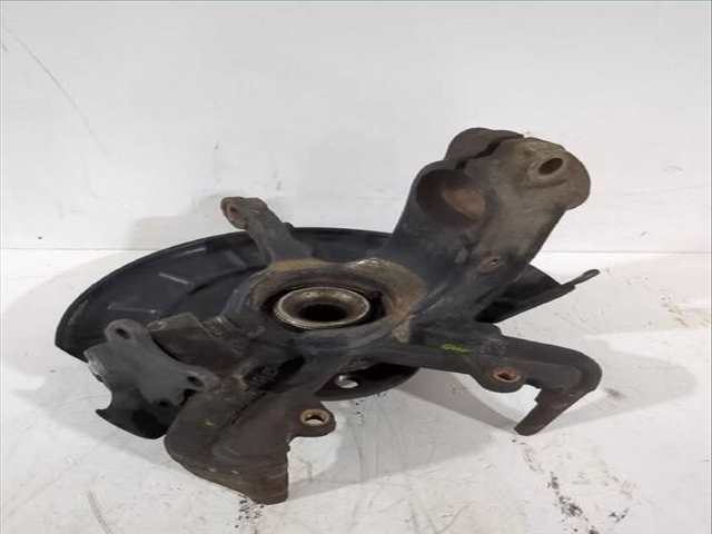 Foto 3ª: Mangueta Delantera Izquierda Volkswagen Polo 1.9 SDI 64CV [ASY] (2001)