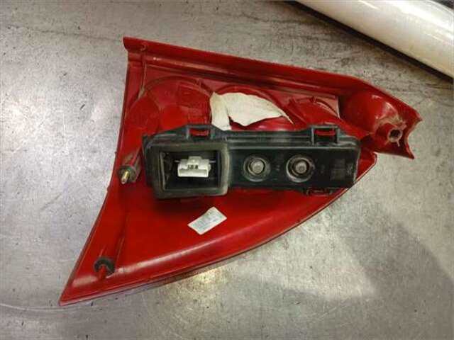 Foto 3ª: Piloto Trasero Izquierdo Peugeot 307 2.0 HDI 110 [RHS (DW10ATED4)]