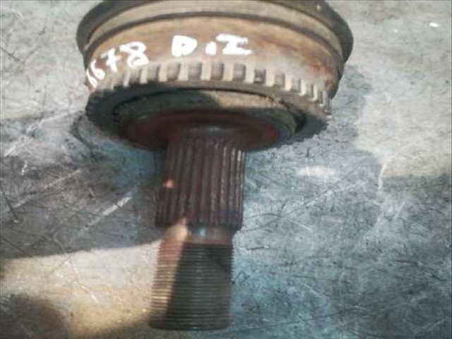 Foto 4ª: Transmision Delantera Izquierda Volvo V40 1.8 16V 122CV 90KW FAMILIAR [B4184S2] (2003)