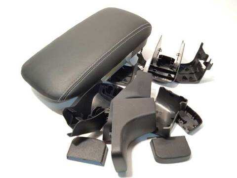 Foto 3ª: Asientos Traseros Mitsubishi Outlander PHEV KAITEKI 4WD 208CV 153KW [4B11] (2018)