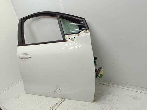 Foto 3ª: Puerta Delantera Derecha Peugeot 208 STYLE 82CV 60KW [HM01] (2017)