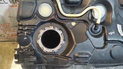 Foto 3ª: Deposito de Combustible Audi A3 ATTRACTION 105CV 77KW [CLH] (2013)