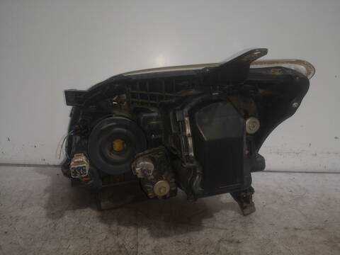 Foto 2ª: Faro Derecho Toyota Avensis 2ADFTV BERLINA (2005)