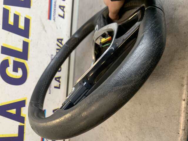 Foto 3ª: Volante Volkswagen Golf 2.0 TDI 150CV [CRBC] (2013)