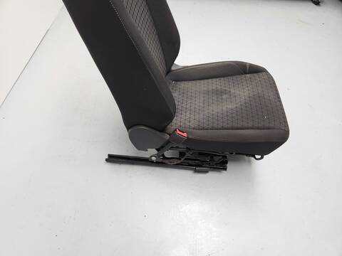 Foto 2ª: Asiento Delantero Izquierdo Volkswagen T-Cross LIFE 116CV 85KW [DKRF] (2020)