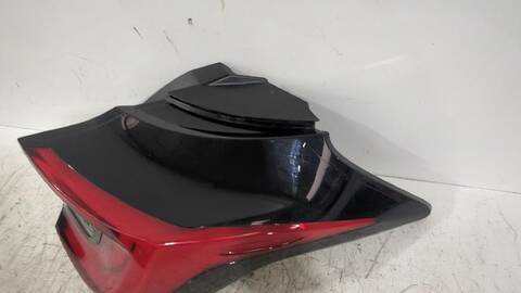 Foto 3ª: Piloto Trasero Derecho Toyota Yaris 1.5 HYBRID MXPH11) 92CV [M15A-FXE] (2020)