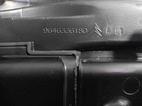 Foto 3ª: Salpicadero Citroen C4 1.6 16V HDI 90CV [9HXDV6ATED4] (2004)