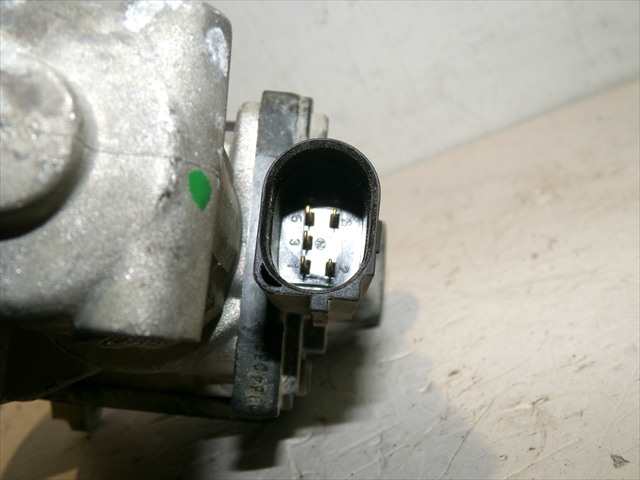 Foto 4ª: Valvula EGR Seat Ibiza 1.9 TDI 6J,2008-2012 [BLS] (2009)