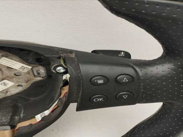 Foto 3ª: Volante Volkswagen Tiguan MOTION 140CV 103KW [CBA] (2009)