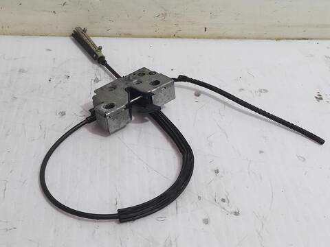 Foto 2ª: Cerradura Capot Volkswagen Golf COMFORTLINE BLUEMOTION AUT. 150CV (2013)