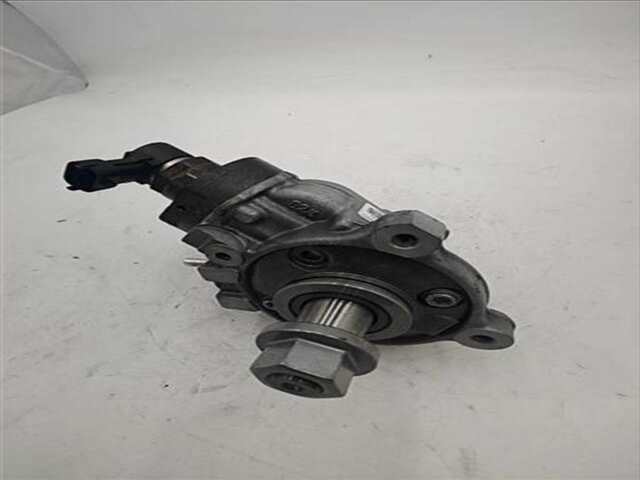 Foto 2ª: Bomba Inyeccion Peugeot 2008 1.5 ALLURE [1.5 LTR. - 81 KW BLUE-HDI FAP] [YHS / DV5RCE]