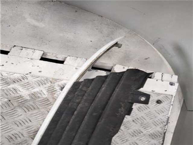 Foto 2ª: Rejilla Delantera Mercedes Vito 2.2 110 CDI (638.094) [2.2 LTR. - 75 KW 16V CDI TURBODIESEL CAT] [611980]