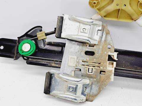 Foto 2ª: Elevalunas Manual Trasero Derecho Seat Leon COMFORT LIMITED 102CV 75KW [BSE] (2006)