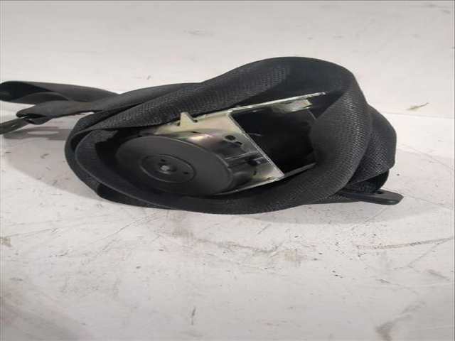 Foto 2ª: Cinturón Trasero Izquierdo Opel Corsa 1.3 CDTI L08 L68) 75CV [A 13 DTC Z 13 DTJ] (2006)