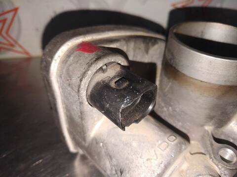 Foto 4ª: Caja Mariposa Volkswagen Golf CONCEPTLINE BERLINA 75CV 55KW