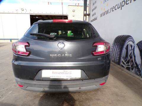 Paragolpes Trasero Renault Megane F9Q872 III SPORT TOURER