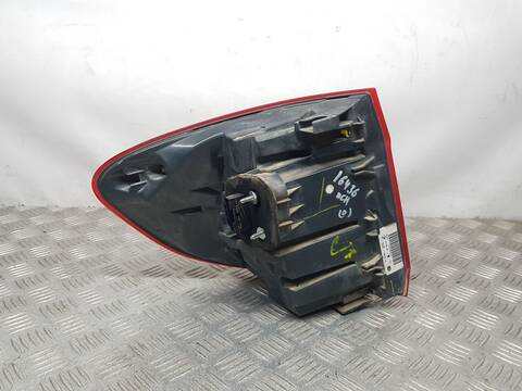 Foto 3ª: Piloto Trasero Derecho Bmw X5 XDRIVE 40D 313CV 230KW [N57D30B] (2014)