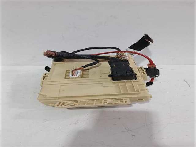 Foto 3ª: Caja Reles Fusibles Kia Ceed 1.0 T-GDI 120CV [G3LC G3LE] (2018)