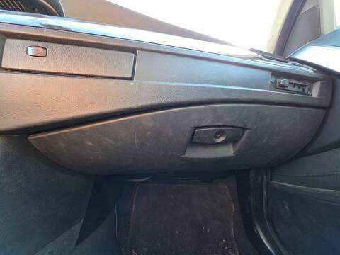Guantera Bmw Serie 5 530 D 218CV 160KW