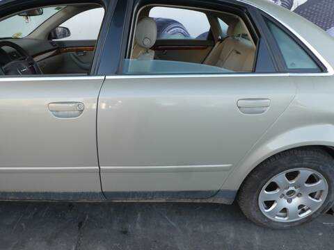 Puerta Trasera Izquierda Audi A4 ALT BERLINA