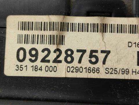 Foto 2ª: Cuadro de Instrumentos Opel Zafira BLUE LINE 101CV 74KW [D-Y20DTH] (2000)