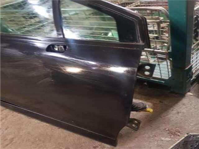 Foto 3ª: Puerta Delantera Derecha Citroen C4 1.6 HDI