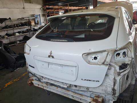 Portón Mitsubishi Lancer INVITE 140CV 103KW