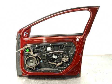 Foto 4ª: Puerta Delantera Derecha Volvo V40 D2 HATCHBACK 114CV 84KW [D4162T] (2013)