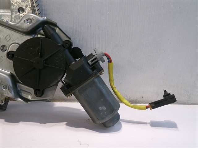 Foto 3ª: Elevalunas Eléctrico Delantero Derecho Nissan Micra 1.3 G 1998-2000 [CG13] (1999)