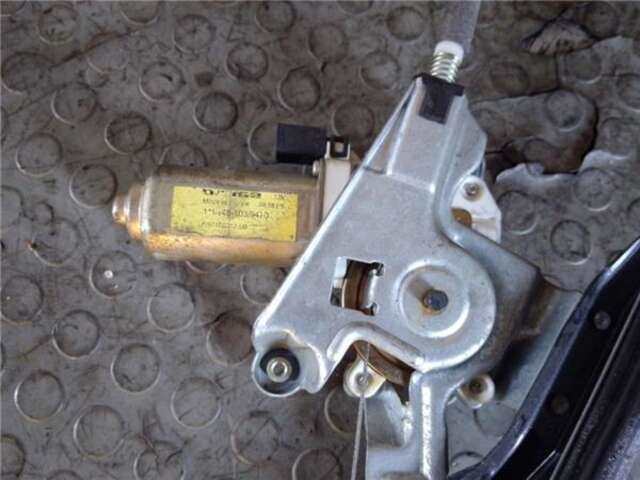 Foto 2ª: Elevalunas Eléctrico Delantero Derecho Ford Focus 1.8 AMBIENTE [1.8 LTR. - 66 KW TDDI TURBODIESEL CAT] [D-AG]