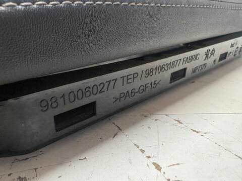 Foto 3ª: Consola Central Peugeot 3008 HNS (2019)