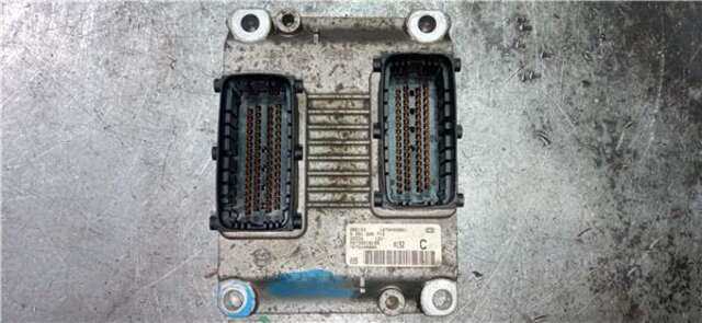 Foto 2ª: Centralita Motor ECU Alfa Romeo 147 1.6 T.SPARK DISTINCTIVE [1.6 LTR. - 88 KW 16V CAT] [AR 32104]