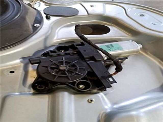 Foto 3ª: Elevalunas Eléctrico Delantero Derecho Ford C Max 1.6 TDCI (CB3)(2007 _2010) [HHDA]