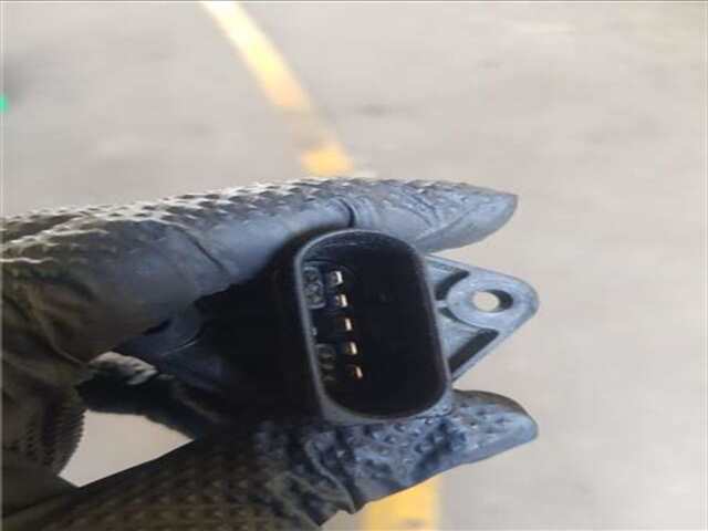 Foto 3ª: Caudalimetro Mercedes Clase C 160 2.2 200 CDI (203.004) [2.2 LTR. - 85 KW CDI CAT] [OM 611.962]