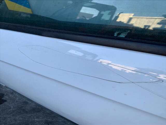 Foto 3ª: Puerta Delantera Izquierda Citroen DS3 1.2 12V82CV 0CV [HMZ] (2015)