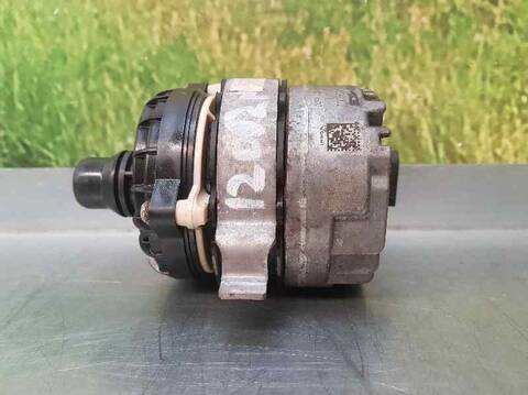 Foto 2ª: Bomba de Agua Mercedes Clase C 160 C 63 AMG 205.386) COUPE 476CV 350KW [177980] (2016)