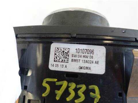 Foto 3ª: Mando Multifuncion Ford Transit 1.6 FURGON 200 L1 AMBIENTE 75CV 55KW [UBGA] (2015)