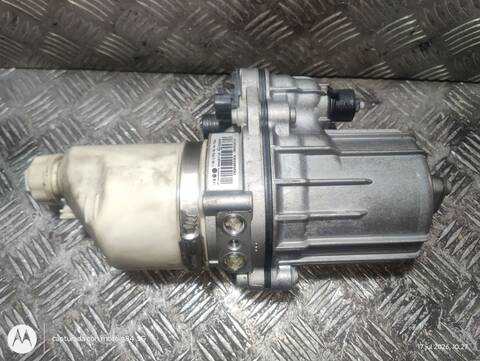 Bomba de Direccion Opel Astra Z17DTR BERLINA