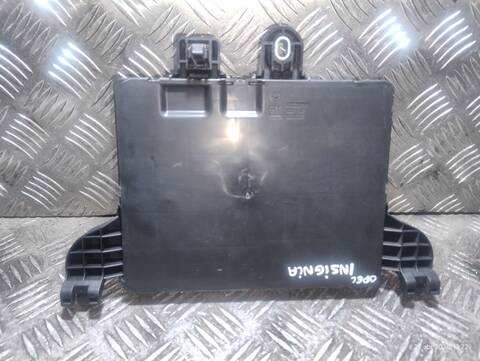 Foto 2ª: Caja Reles Fusibles Opel Insignia A20DTH BERLINA (2008)