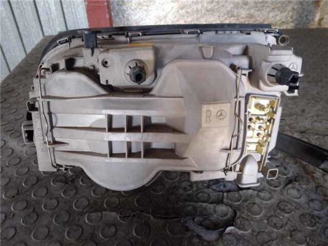 Foto 3ª: Faro Derecho Mercedes Clase C 160 2.8 280 (202.028) [2.8 LTR. - 142 KW 24V CAT] [M 104.941]
