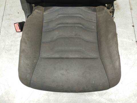 Foto 3ª: Asiento Delantero Izquierdo Iveco Daily 33S12 35S12 35C12 116CV 85KW FURGONETA [F1AGL411C,F1AGL411H,F1AGL411X] (2017)