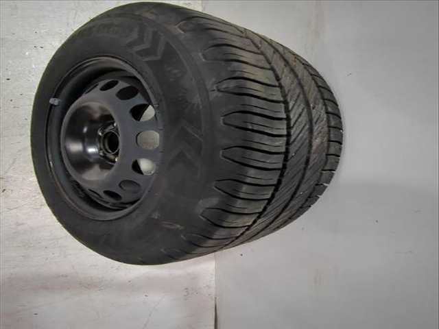 Foto 3ª: Neumatico Citroen Jumpy 1.5 BLUEHDI 100 102CV [YHR (DV5RUCD)] (2016)